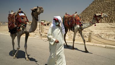 Αίγυπτος: Ξανάρχισαν οι διεθνείς πτήσεις, άνοιξε ο αρχαιολογικός χώρος της Γκίζας