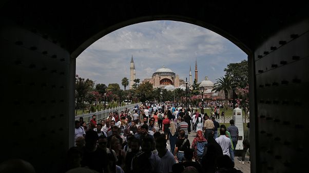 Rus Ortodoks Kilisesi'nden Ayasofya yorumu: 'Orta Çağ'a geri dönemeyiz' Rus Ortodoks Kilisesi'nden Ayasofya yorumu: 'Orta Çağ'a geri dönemeyiz'