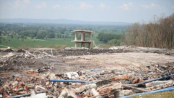 Sakarya'daki havai fişek fabrikası patlamasında ölü sayısı 6'ya çıktı, 1 kişi hala kayıp Sakarya'daki havai fişek fabrikası patlamasında ölü sayısı 6'ya çıktı, 1 kişi hala kayıp
