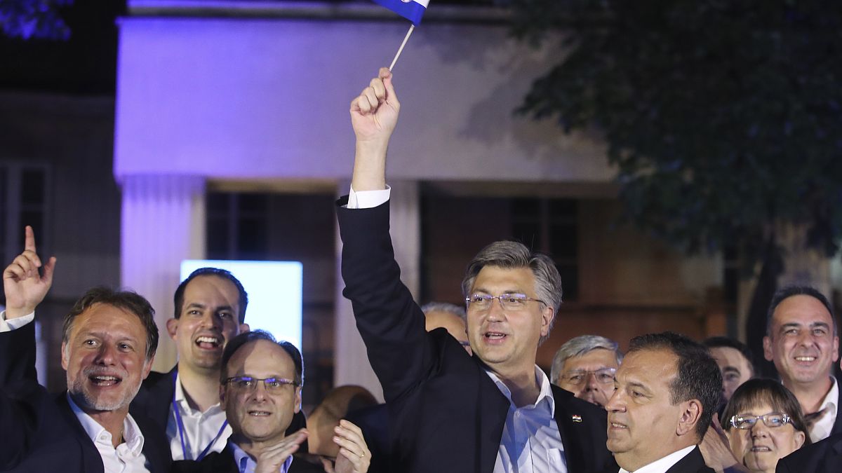 Andrej Plenkovic et le HDZ vainqueurs en Croatie, mais pas majoritaires