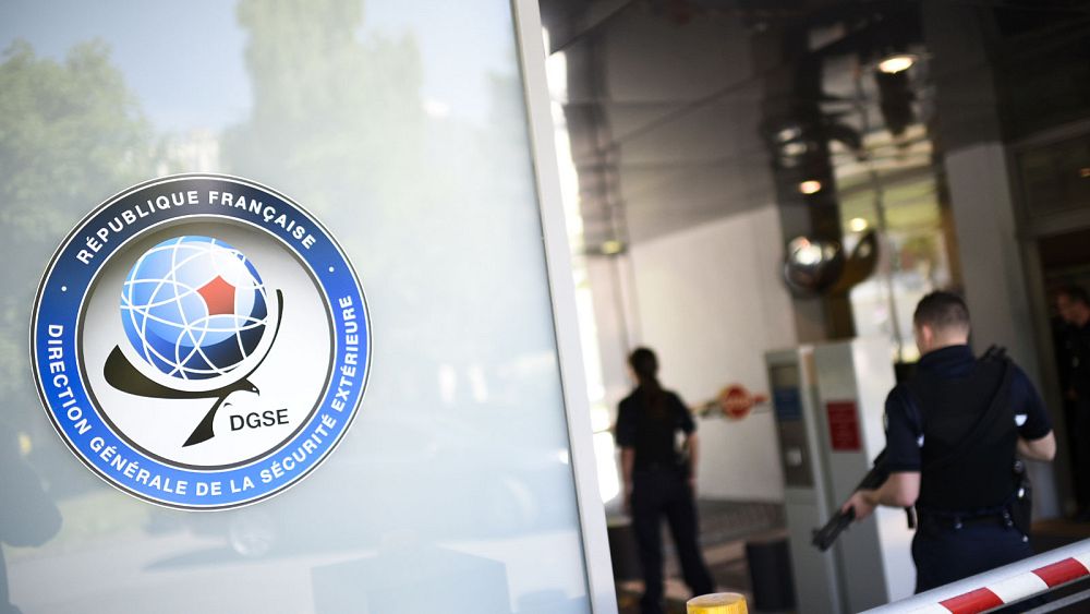 Deux agents secrets français retournés par la Chine devant la justice