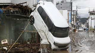 Ιαπωνία: Εικόνες καταστροφής μετά τις φονικές πλημμύρες