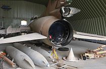 UMH güçleri, 3 Nisan'da Vatiyye'ye düzenlediği hava operasyonunda üste bulunan Hafter'e 3 adet Su-22 savaş uçağı ile çok sayıda ağır silah ve tesisi imha etmişti