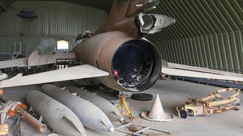 ‘Libya’da Vatiyye Üssü ileri teknoloji uçaklarla vuruldu’