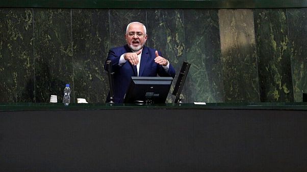 وزیر امور خارجه ایران در مجلس وزیر امور خارجه ایران در مجلس