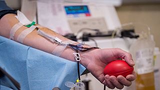 Fransa kan bağışı için eşcinsel bireylere uygulanan ayrımcı uygulamaya son verdi