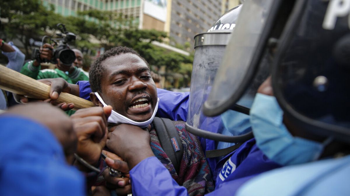 Kenyans march to demand the end of police abuses amid COVID-19 flux