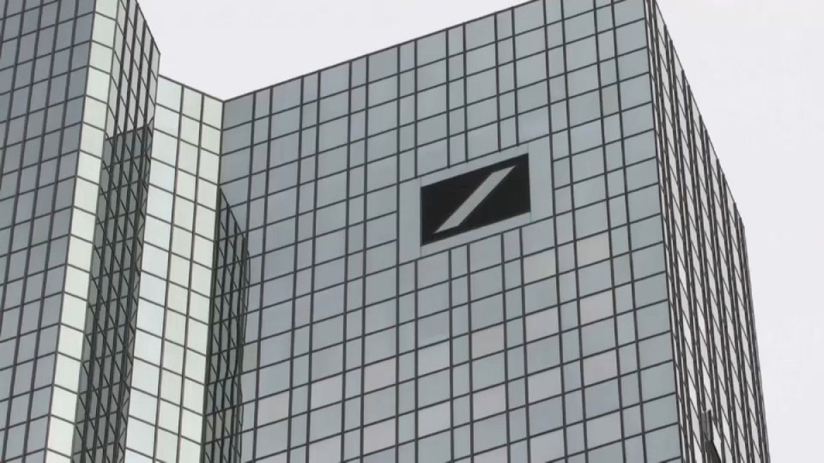 Usa: Deutsche Bank punita con 150 milioni di dollari per i rapporti con il pedofilo Epstein