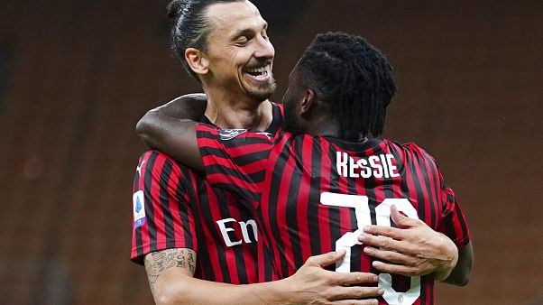 38 yaşında 1 sezonda 36 gol atan İbrahimoviç: Milan'a sene başında gelseydim şampiyon biz olurduk 38 yaşında 1 sezonda 36 gol atan İbrahimoviç: Milan'a sene başında gelseydim şampiyon biz olurduk