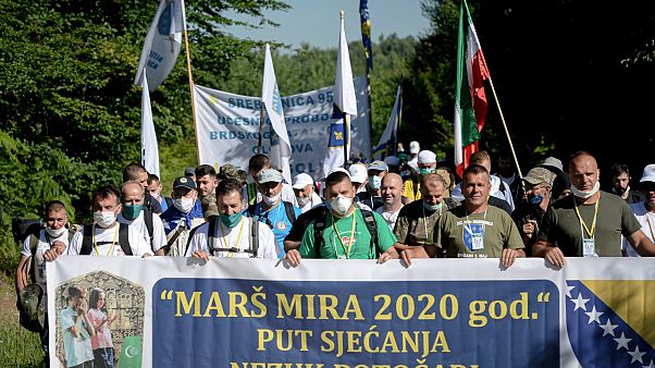 Srebrenitsa: Covid-19 gölgesinde ölüm yolunda 'Barış Yürüyüşü' Srebrenitsa: Covid-19 gölgesinde ölüm yolunda 'Barış Yürüyüşü'