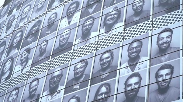 Les visages de ceux qui ont soigné les malades du covid-19 Les visages de ceux qui ont soigné les malades du covid-19