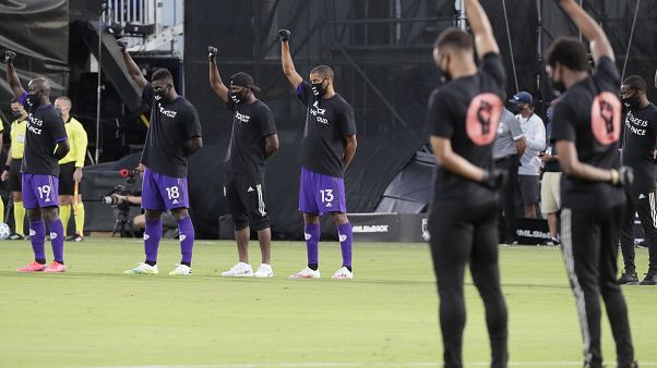 MLS protesta contra violência policial e racismo nos EUA MLS protesta contra violência policial e racismo nos EUA