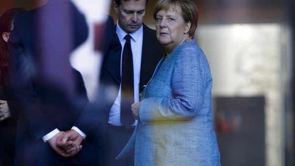 Seibert und Merkel warten in Berlin auf Ägyptens Präsidenten (ARCHIV) Seibert und Merkel warten in Berlin auf Ägyptens Präsidenten (ARCHIV)
