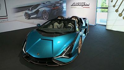 Lamborghini et son cabriolet hybride : quand le luxe se met (un peu) au vert