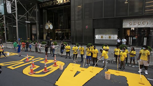 Trump nicht erfreut: Black Lives Matter vor seiner Haustür Trump nicht erfreut: Black Lives Matter vor seiner Haustür