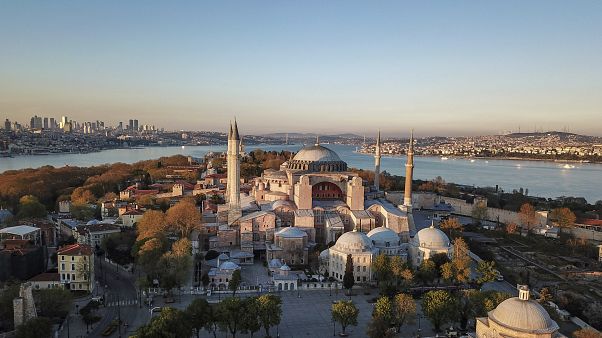 Ayasofya'nın cami olarak ibadete açılması kararı dünyada nasıl yankı buldu? Kim ne dedi? Ayasofya'nın cami olarak ibadete açılması kararı dünyada nasıl yankı buldu? Kim ne dedi?