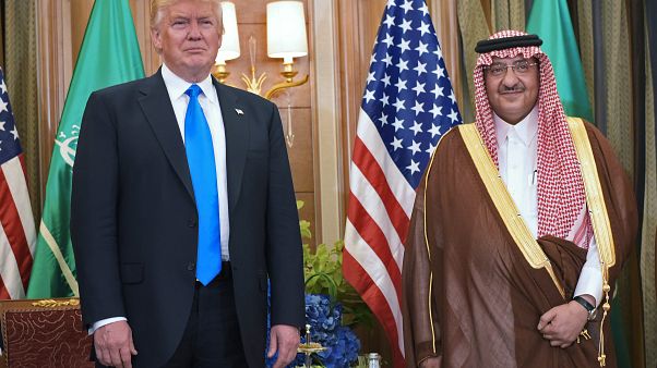 السعودية نيوز |
أعضاء في مجلس الشيوخ يطلبون من ترامب المساعدة في الإفراج عن نجلي مساعد سابق لمحمد بن نايف
السعودية نيوز |
أعضاء في مجلس الشيوخ يطلبون من ترامب المساعدة في الإفراج عن نجلي مساعد سابق لمحمد بن نايف