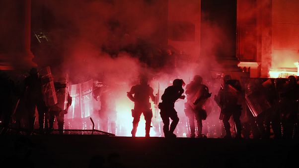 Sırbistan Covid-19 protestoları Sırbistan Covid-19 protestoları