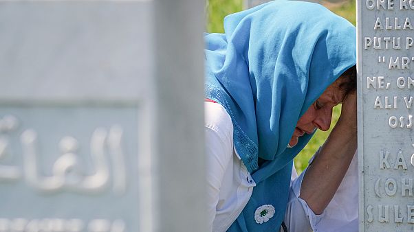 Srebrenitsa Soykırımı'nın 9 kurbanı daha toprağa verildi Srebrenitsa Soykırımı'nın 9 kurbanı daha toprağa verildi