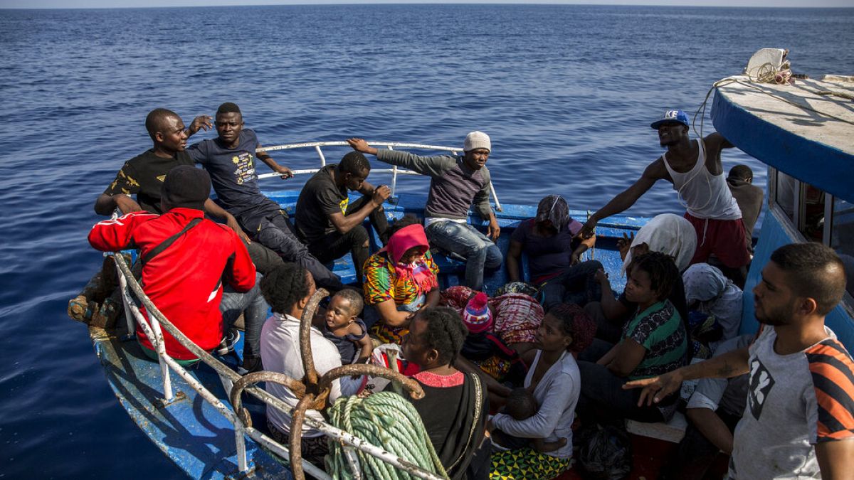 Λαμπεντούζα: Πάνω από 500 μετανάστες αφίχθησαν σε 48 ώρες