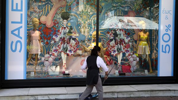Ελλάδα: Πρεμιέρα σήμερα των θερινών εκπτώσεων Ελλάδα: Πρεμιέρα σήμερα των θερινών εκπτώσεων