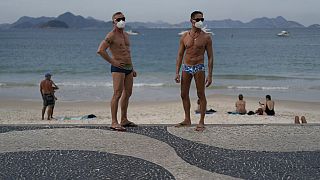 Polícia aplica multas nas praias do Rio de Janeiro