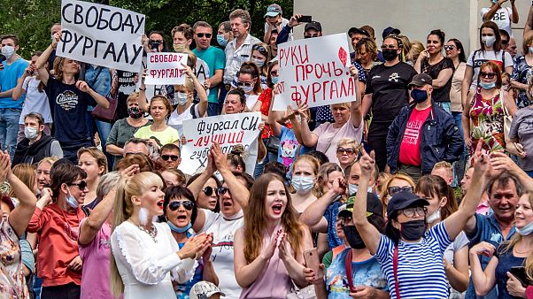 Rusya'da binlerce kişi Putin'i istifaya çağırdı Rusya'da binlerce kişi Putin'i istifaya çağırdı