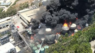 آتش سوزی در پالایشگاه نفت شهر لونگیان چین