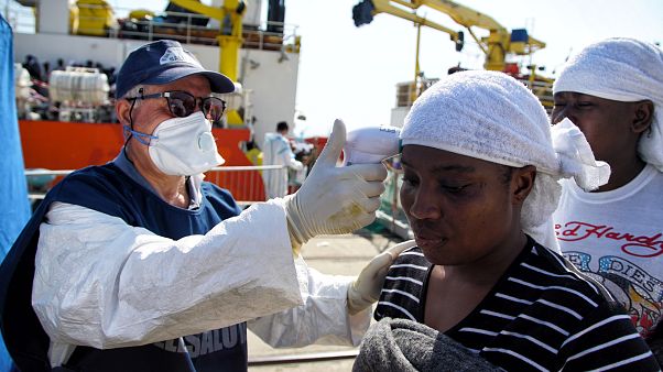 Restano ad Amantea i migranti positivi al tampone Restano ad Amantea i migranti positivi al tampone
