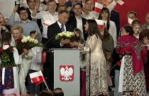 Pologne : réélection de justesse pour le président sortant