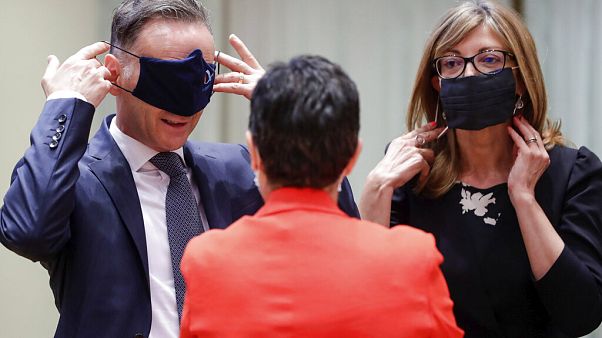 Heikle Themen für EU-Außenminister, Angst vor 2. Ischgl - Euronews am Abend 13.07. Heikle Themen für EU-Außenminister, Angst vor 2. Ischgl - Euronews am Abend 13.07.