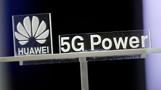 İngiliz hükümeti Huawei’yi 5G altyapısından çıkarma kararı aldı