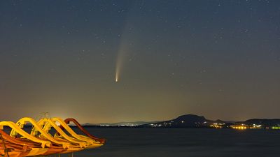 A Neowise üstökös látványa a Balaton-felvidék fölött