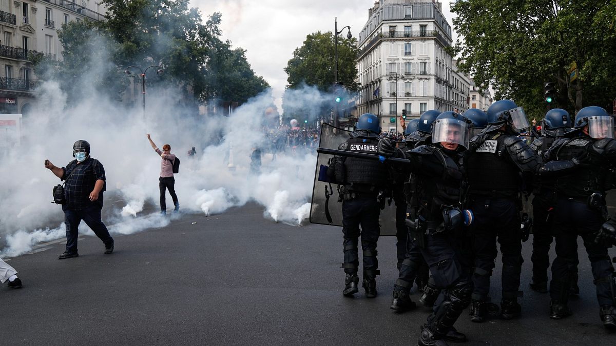 Γαλλία: Διαδηλώσεις και επεισόδια την Ημέρα της Βαστίλης