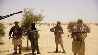 Mali'nin tarihi çöl kenti Timbuktu'yu ele geçiren Ensaruddin örgütüne mensup militanlar