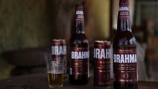 Dinlerarası koalisyon Hindu dininde yaratılışın tanrısı Brahma adıyla satılan biraya karşı