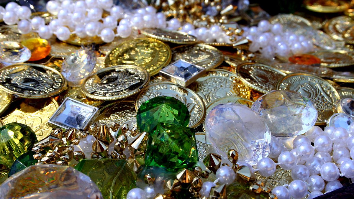 ABD'de bir kuyumcudan 1 milyon dolarlık mücevheri gömerek 'define avı'