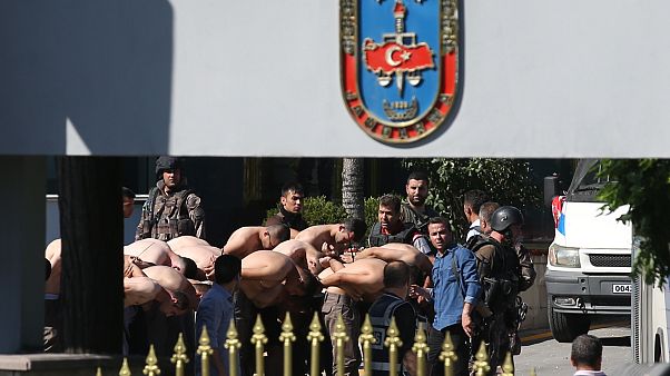 16 Temmuz 2016'da gözaltına alınan askerler 16 Temmuz 2016'da gözaltına alınan askerler