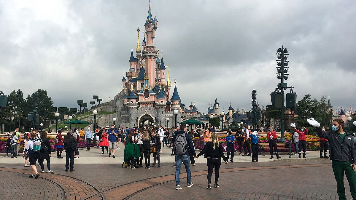 Les visiteurs de retour à Disneyland Paris, le 15/07/2020