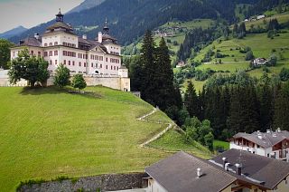 Alpine regions protect the environment without damaging heritage