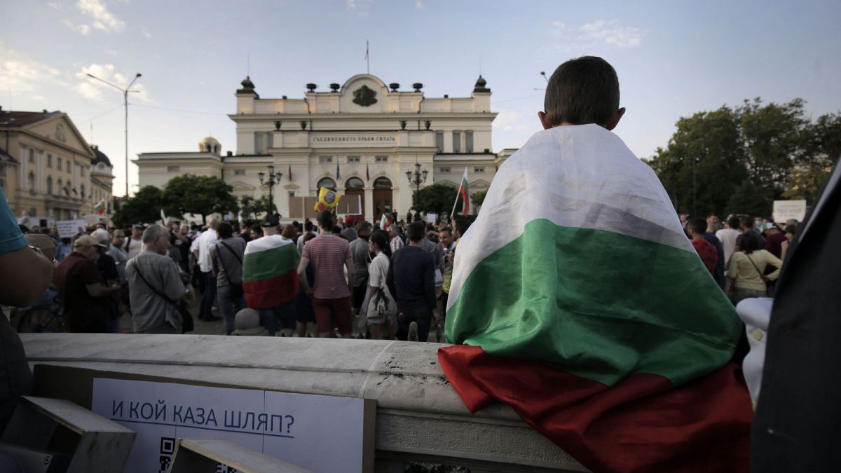Manifestants devant le Parlement bulgare à Sofia, le 15 juillet 2020