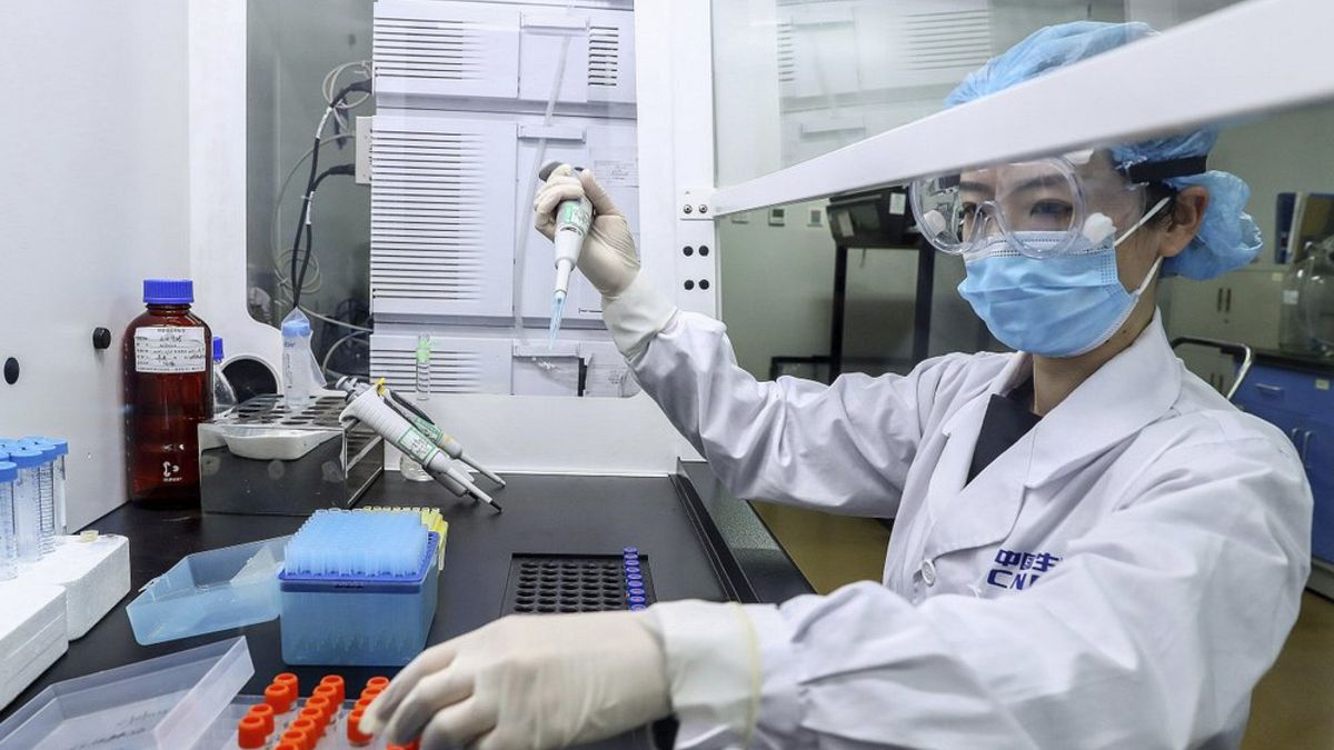 Çinli firma hükümet izni olmadan çalışanları üzerinde aşı denemesi yaptırdı