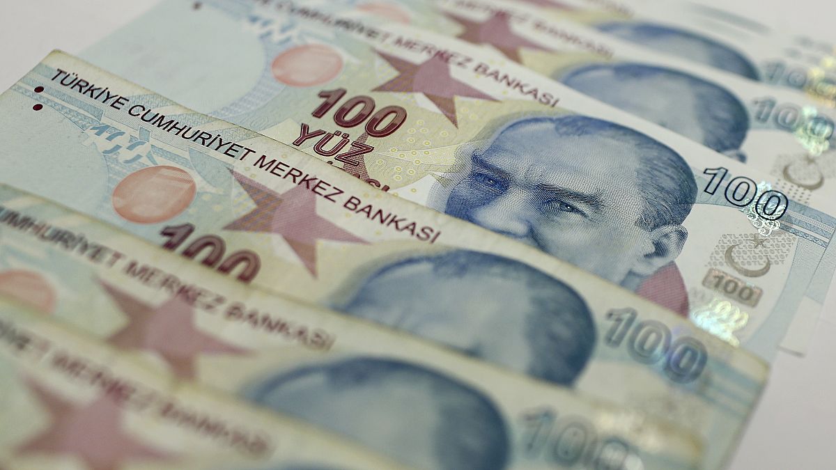 Türkiye'de merkezi yönetim bütçesi haziranda 19,4 milyar lira açık verdi