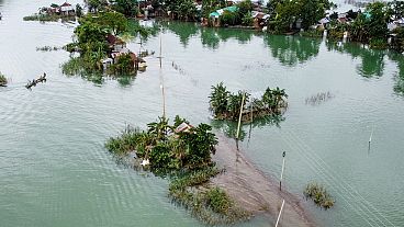 شاهد: أربعة ملايين متضرر جراء الفيضانات في بنغلادش