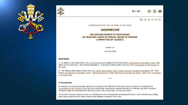 Vaticano: "manuale di istruzioni" contro la pedofilia Vaticano: "manuale di istruzioni" contro la pedofilia