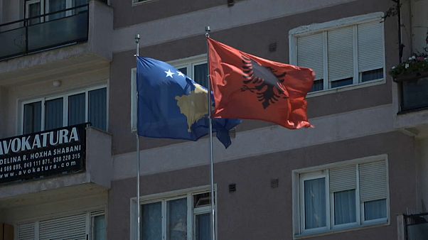 Wiederbeginn mit Zweifeln: EU vermittelt Gespräche zwischen Serbien und Kosovo Wiederbeginn mit Zweifeln: EU vermittelt Gespräche zwischen Serbien und Kosovo