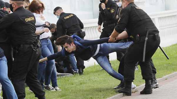 Выборы в Беларуси: "трусость" власти и протесты "от скуки" | #КУБ Выборы в Беларуси: "трусость" власти и протесты "от скуки" | #КУБ