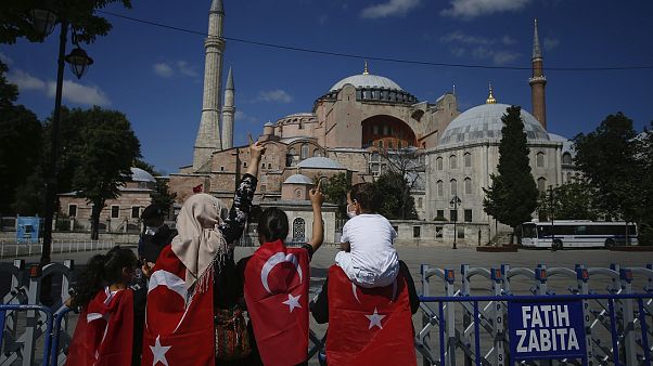 Erdoğan zur Hagia Sophia: „Befreiung von Ketten der Sklaverei“ Erdoğan zur Hagia Sophia: „Befreiung von Ketten der Sklaverei“