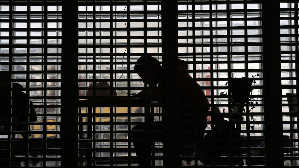 Covid-19 : la France scrute ses indicateurs pour mieux anticiper une seconde vague