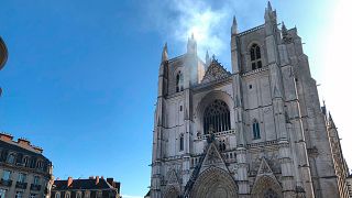 Nantes katedralinde yangın çıktı